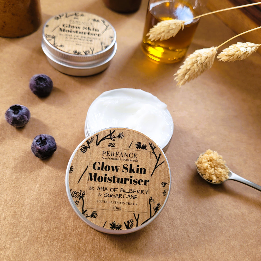 Glow Skin Natural AHA Moisturiser with Bilberry & Sugar Cane